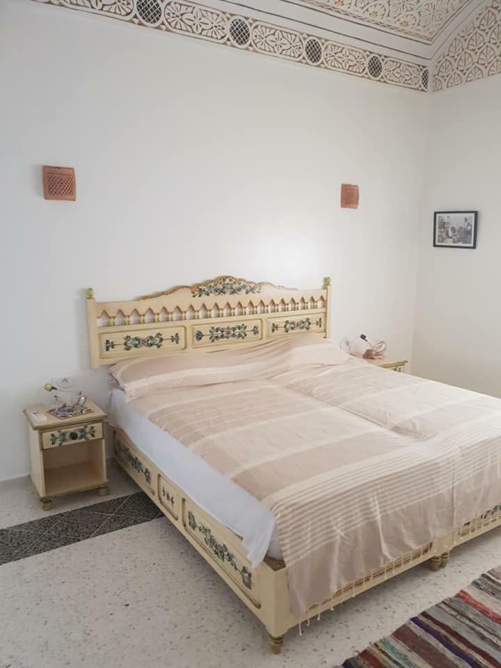 Bed and Breakfast Dar Mamina Sidi ash Shammakh Exteriér fotografie